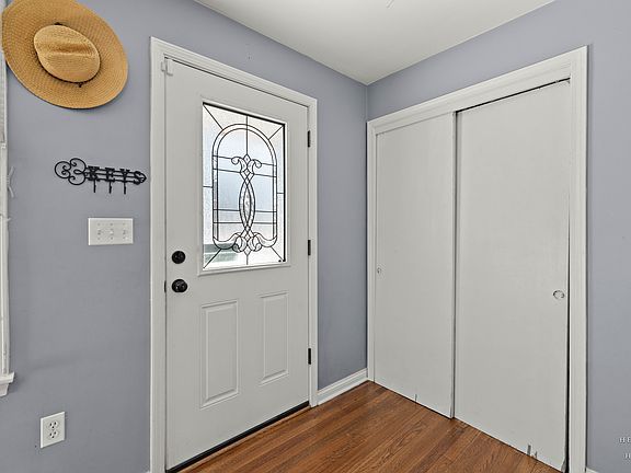 4th image of 2540 E Bonnie Brook Ln