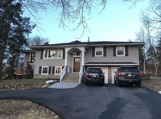 18 Pine Ter, Wayne, NJ 07470