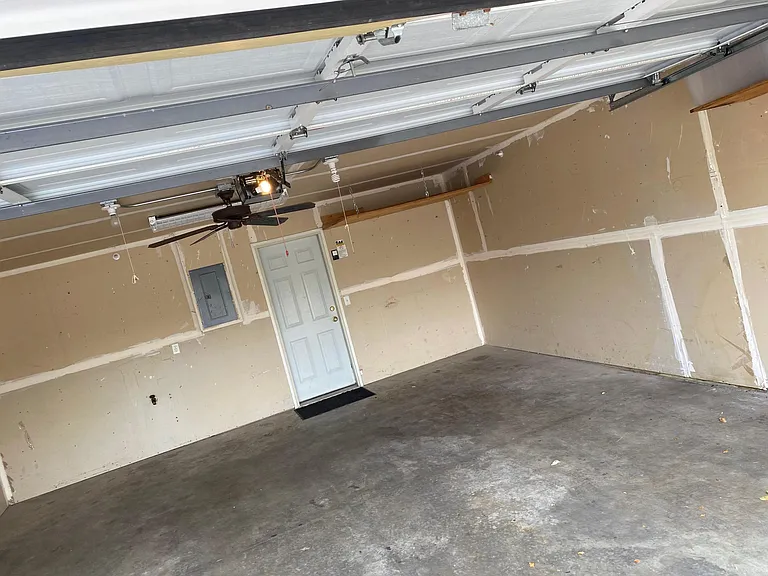 3283 Coleshire Path — Photo 14