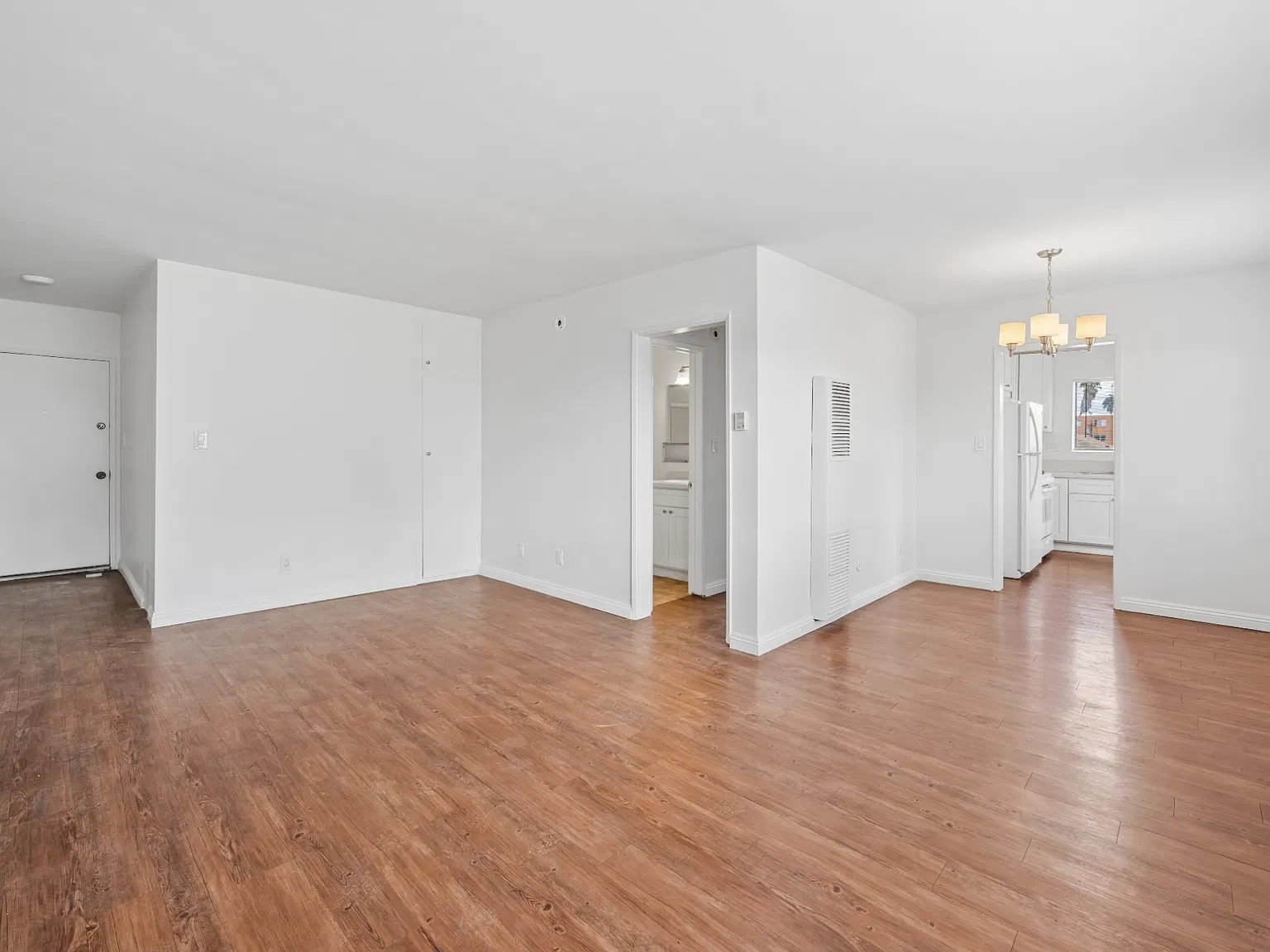 508 N. Kenmore Ave. — Photo 3