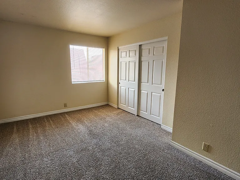 5281 River Glen Dr #228 — Photo 11