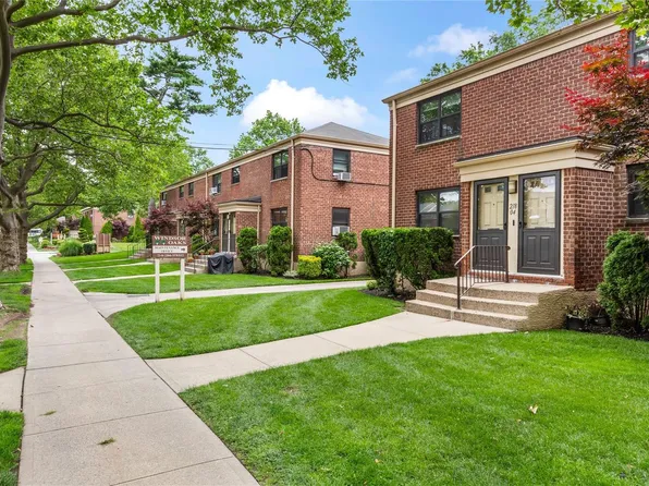 218-02 73rd Avenue image 18 of 18