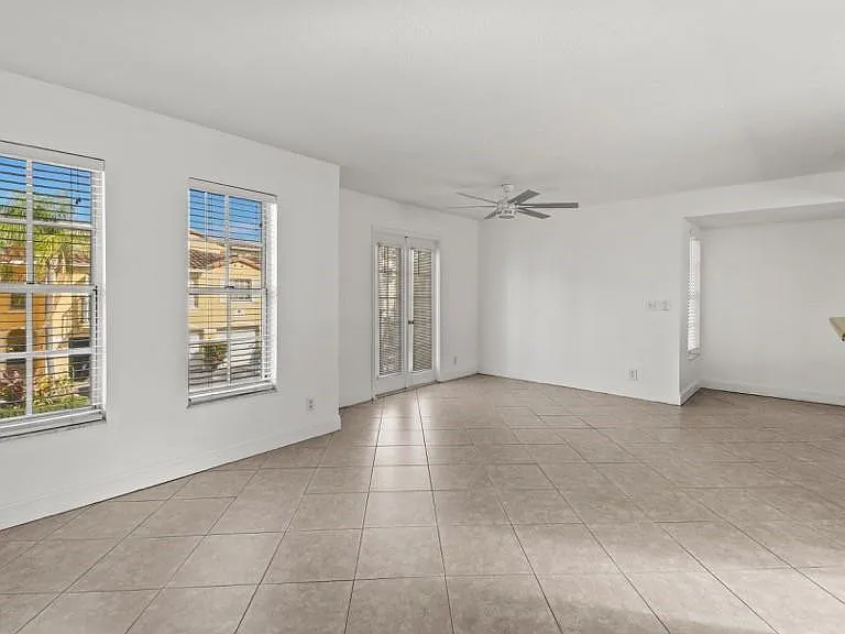 1140 Lake Shore Dr #206 — Photo 9