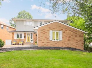 2503 Dysart Rd, University Heights, OH 44118