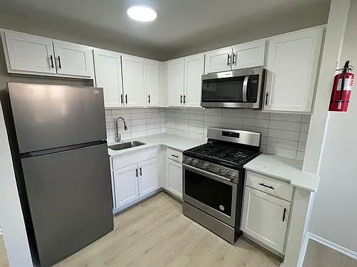1935 Columbia Ave #1A Photo 1