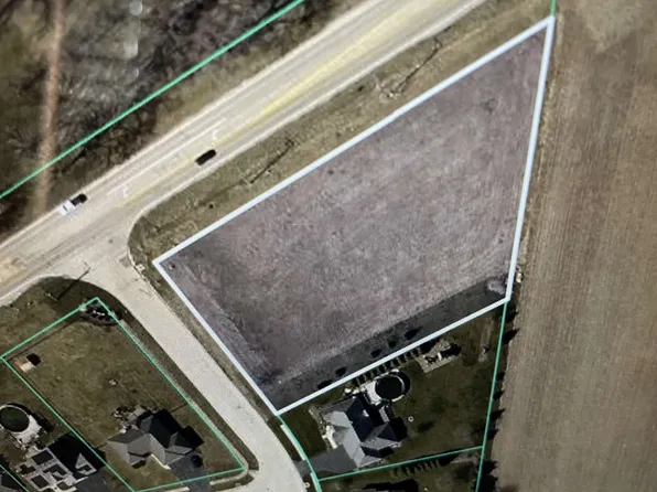 2694 Alfalfa Dr, Rockford, IL 61102