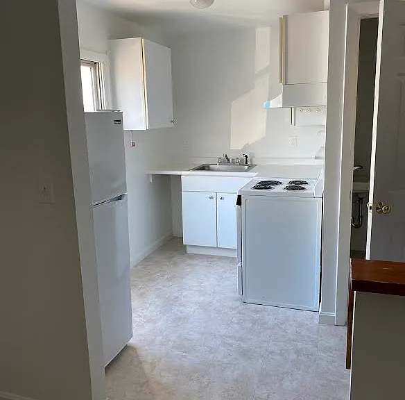 592 Lafayette Rd #2B — Photo 9