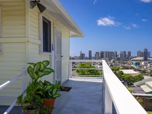 1812 McKinley St, Honolulu, HI 96822