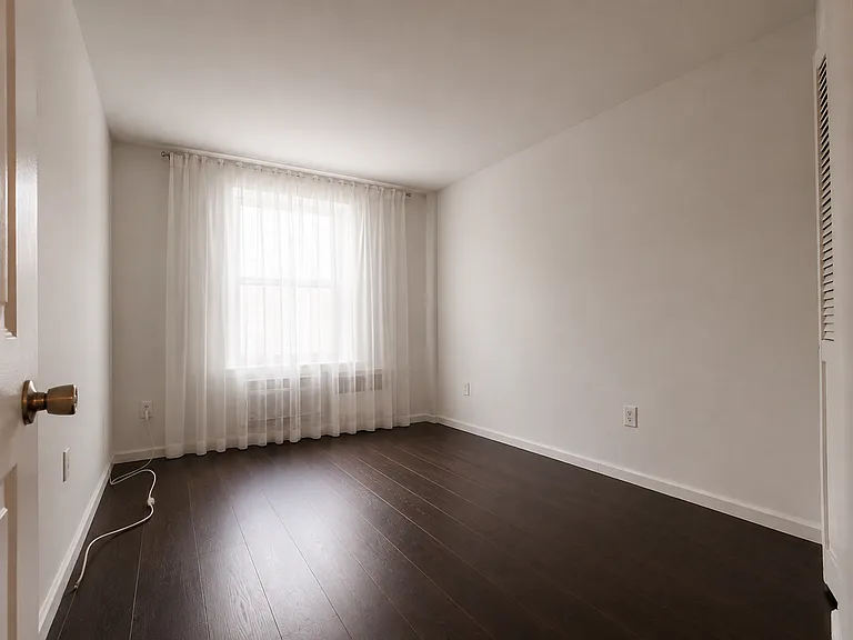 829 Greenwood Ave #3G — Photo 9