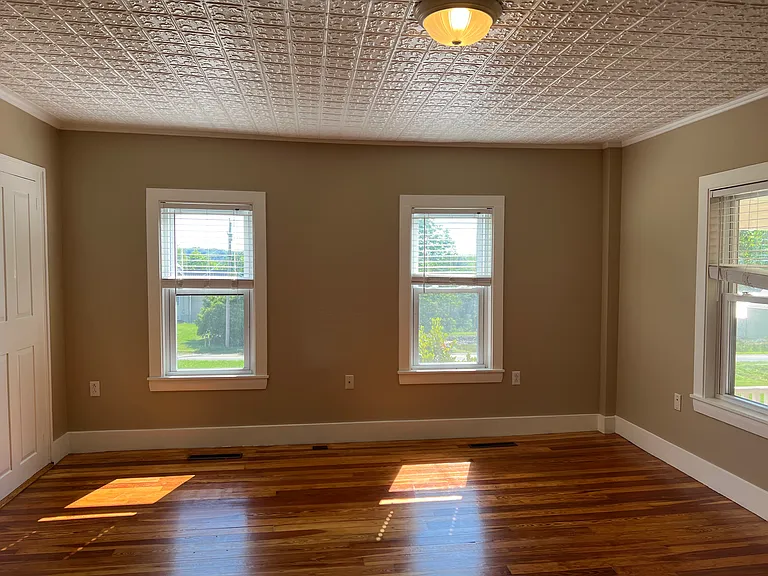 850 River Rd #2 — Photo 6