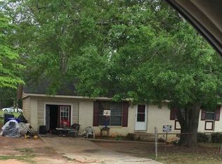 98 Belk Rd, Newnan, GA 30263