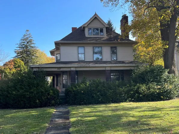 847 Center St, Ashland, OH 44805