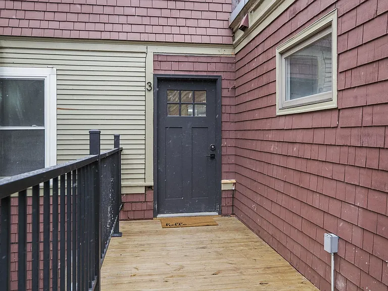 504 Stewart Ave — Photo 312