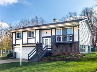 259 Edgewater Ct, Bloomingdale, IL 60108