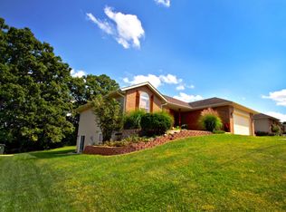 1366 S. 20th Avenue, Ozark, MO 65721