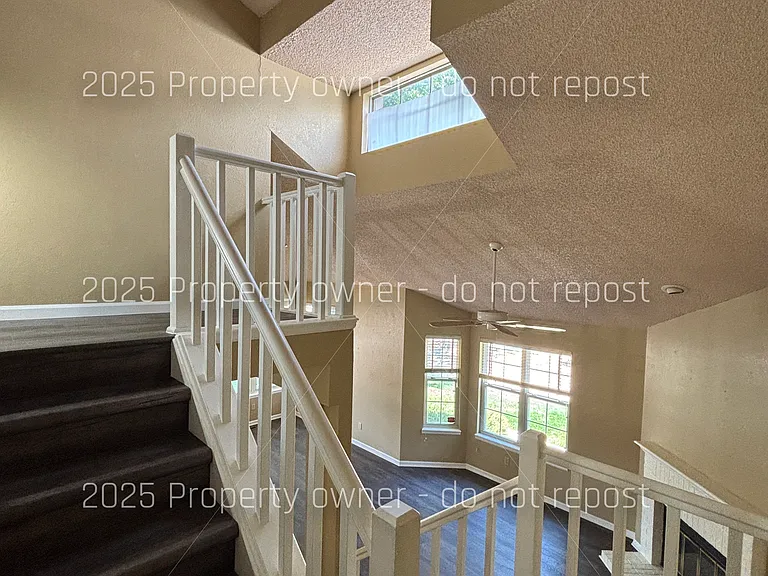 2010 S Xenia Way — Photo 17