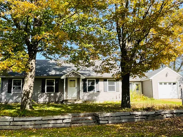 99 Garland Road, Barnstead, NH 03218