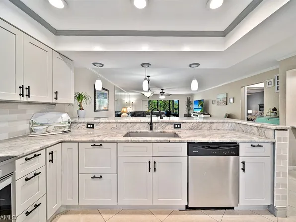 907 Big Pine Way, Fort Myers, FL 33907