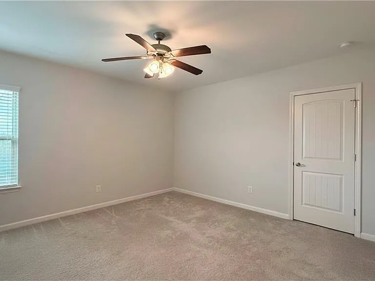 1810 Kingsbridge Ct — Photo 23