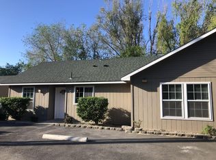 1102 Speyers Rd #B, Selah, WA 98942