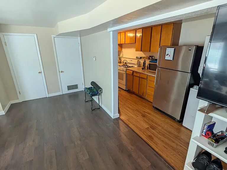 9695 W 15th Pl — Photo 2