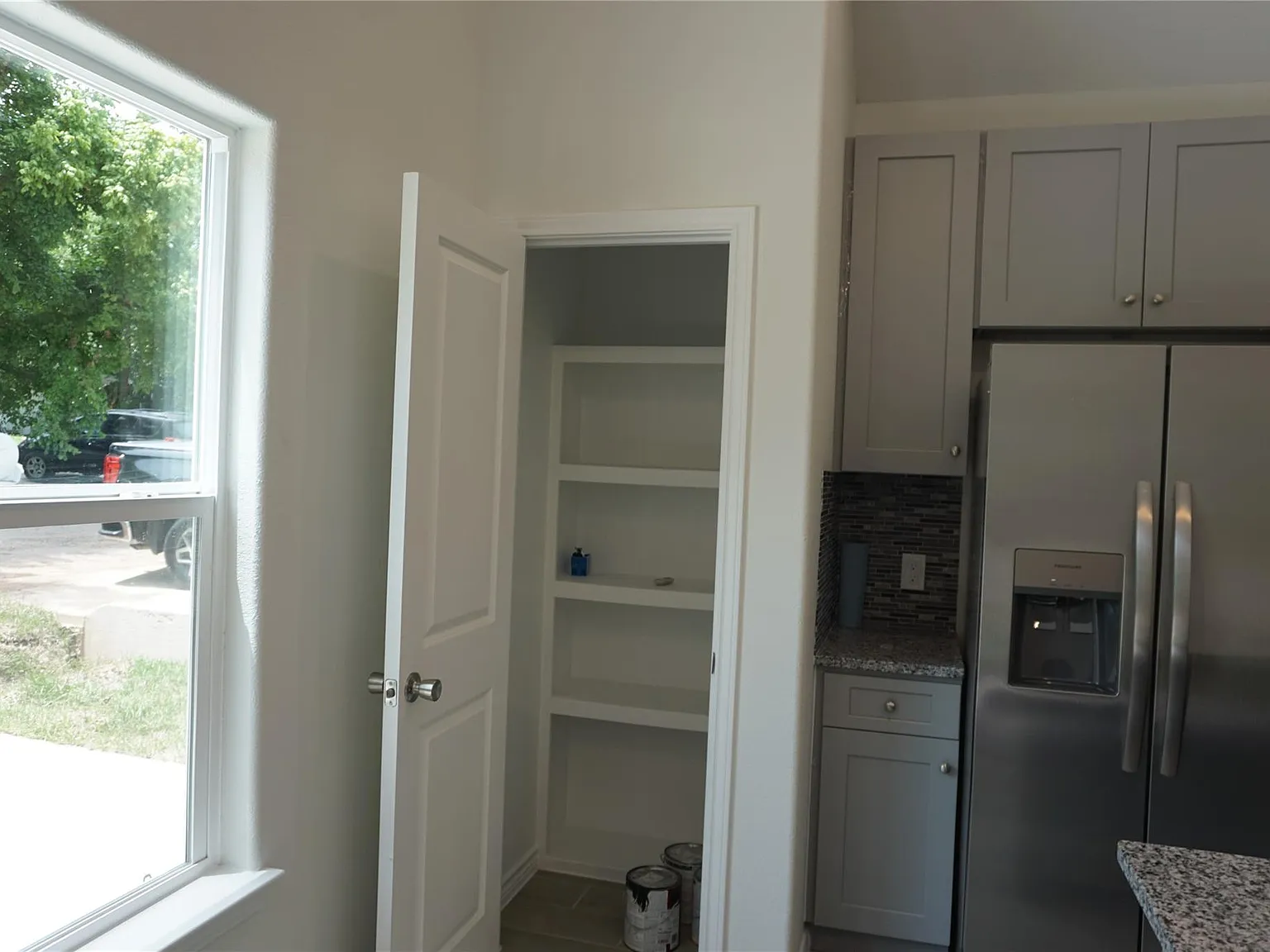 3 bed, 2.0 bath, 1000 sqft, $1,450 — Photo 4