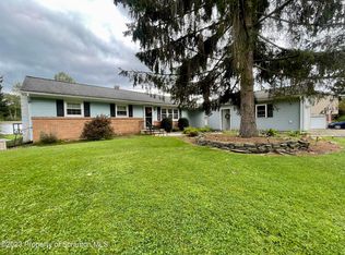 1327 Gravel Pond Rd, Clarks Summit, PA 18411