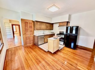 361 Beacon St APT 3, Somerville, MA 02143