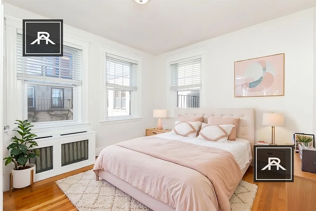 2 bed, 1.0 bath, 800 sqft, $3,000 — Photo 2