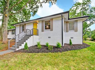 2277 Mark Trl, Decatur, GA 30032