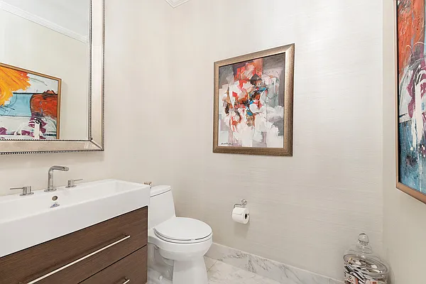 Rented by Compass | media 9