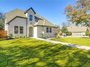 741 Northwood Rd, Fort Worth, TX 76107