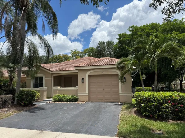 2051 Borealis Way, Fort Lauderdale, FL 33327