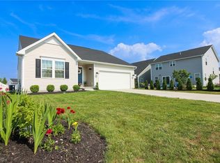 2115 Canterbury Dr, Willoughby, OH 44094