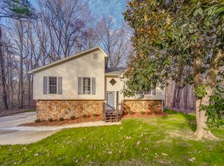 1780 County Line Pl, Douglasville, GA 30135