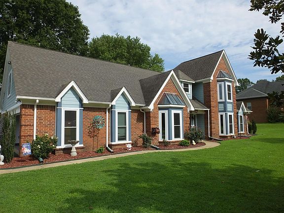 2nd image of 6550 Nellwood Dr