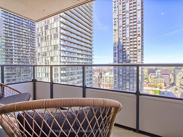 38 Widmer St #2809 — Photo 27