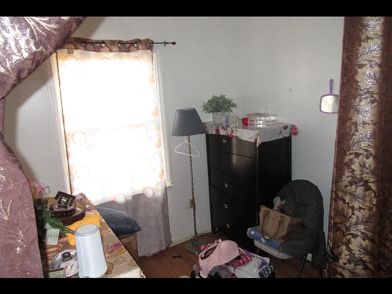 262 1st St #D — Photo 15