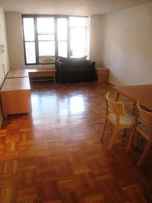 Rented by City Connections Realty | media 4