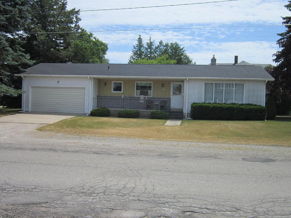 1st image of 323 Saint Clair Ave