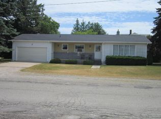 323 Saint Clair Ave, Rogers City, MI 49779