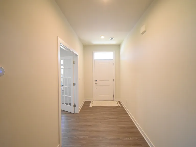 7200 Eagles Nest Ln — Photo 3