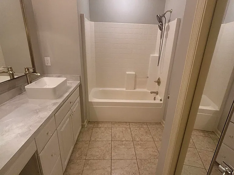 1308 McClung Ave SE — Photo 14