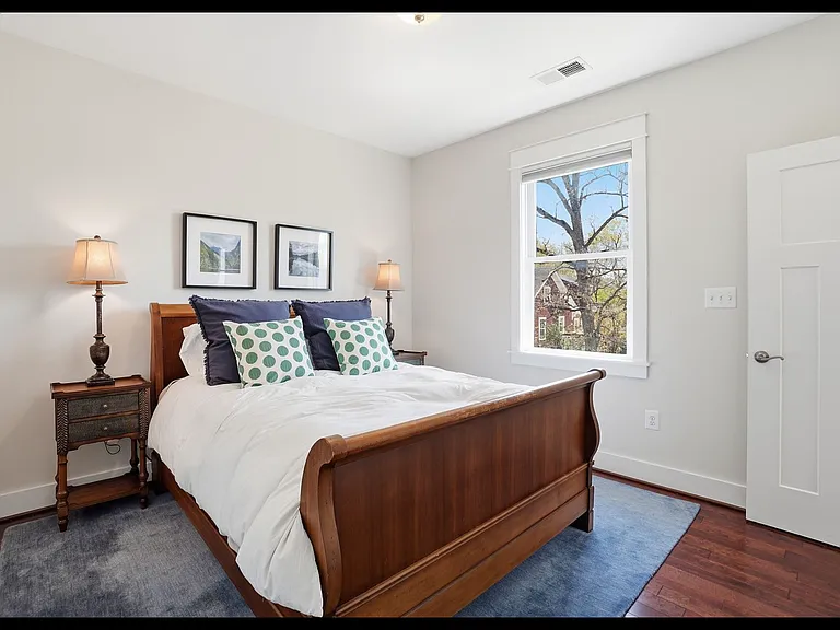 401 N Edgewood St — Photo 8
