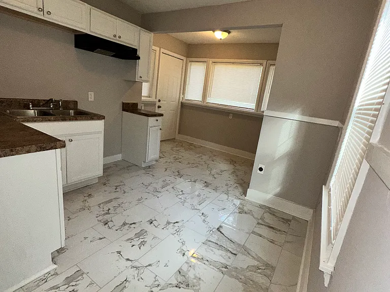 630 Safari Dr — Photo 7