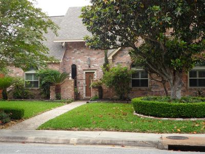 23 Lebrun Ct, Galveston, TX, 77551