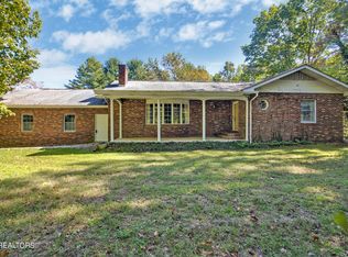 112 Rebel Run Rd, Crossville, TN 38558