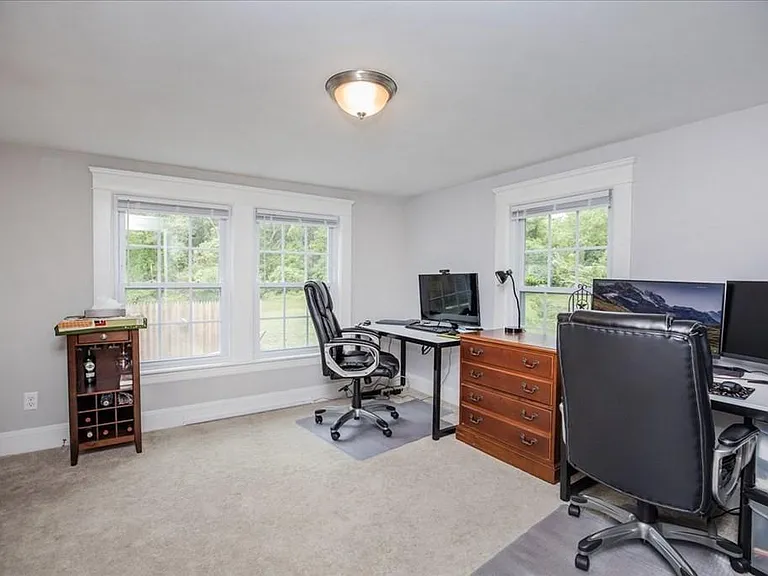 180 Concord St #1 — Photo 8