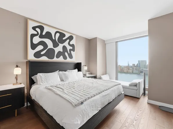 99 Hudson Street image 12 of 41