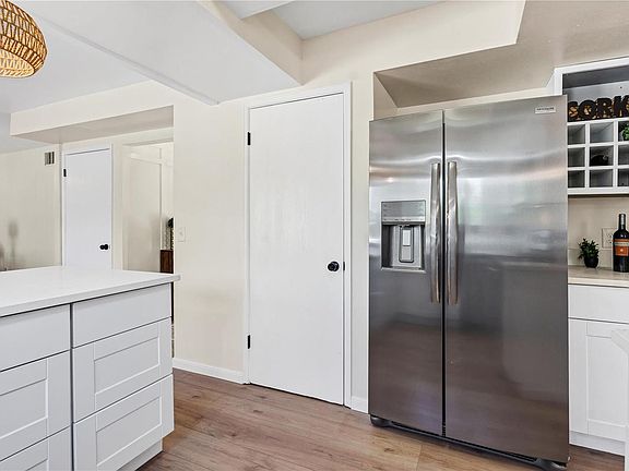 5th image of 1654 Legend Lane Ct